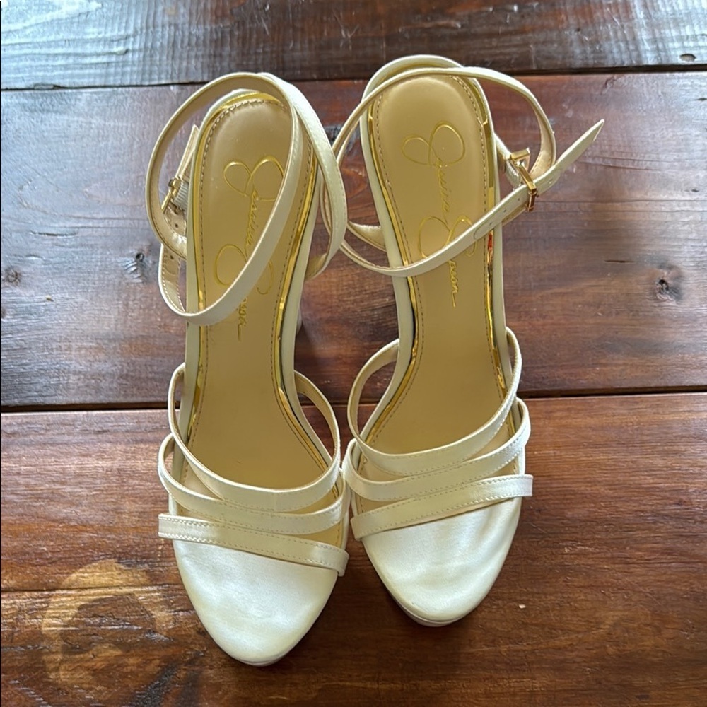 Jessica Simpson Happily Ever After Strappy Heels Size 8.5